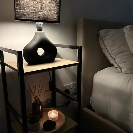 Empire Ltd Apartment *